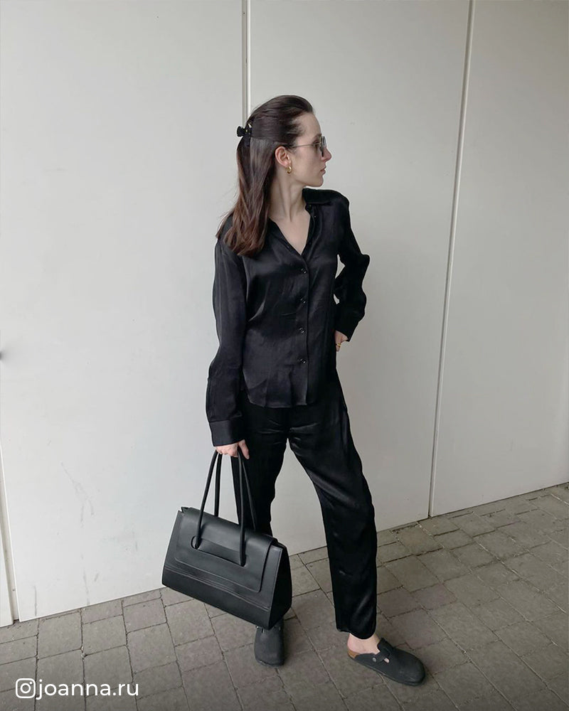 Leather handbag Unitude Black in Leather - 25918623